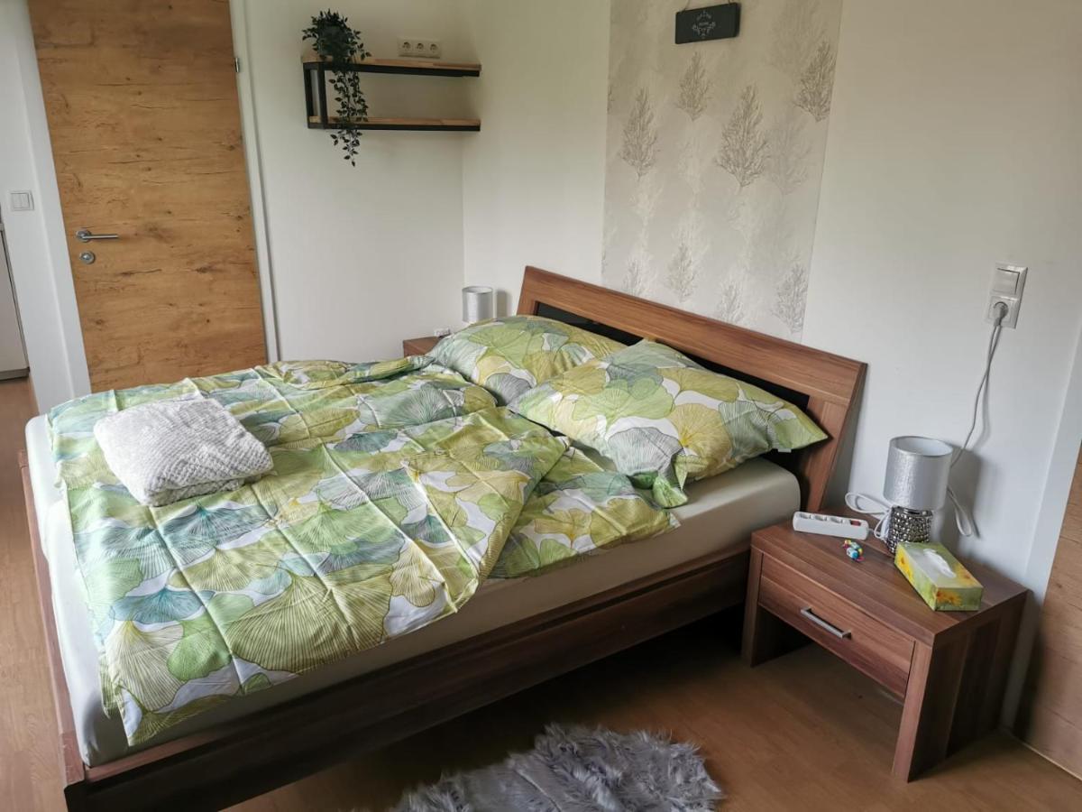 Homew4 - Tiny Apartment Hoheneich Buitenkant foto